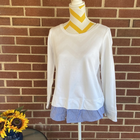 Liz Claiborne Preppy Sweatshirt - Picture 2 of 11